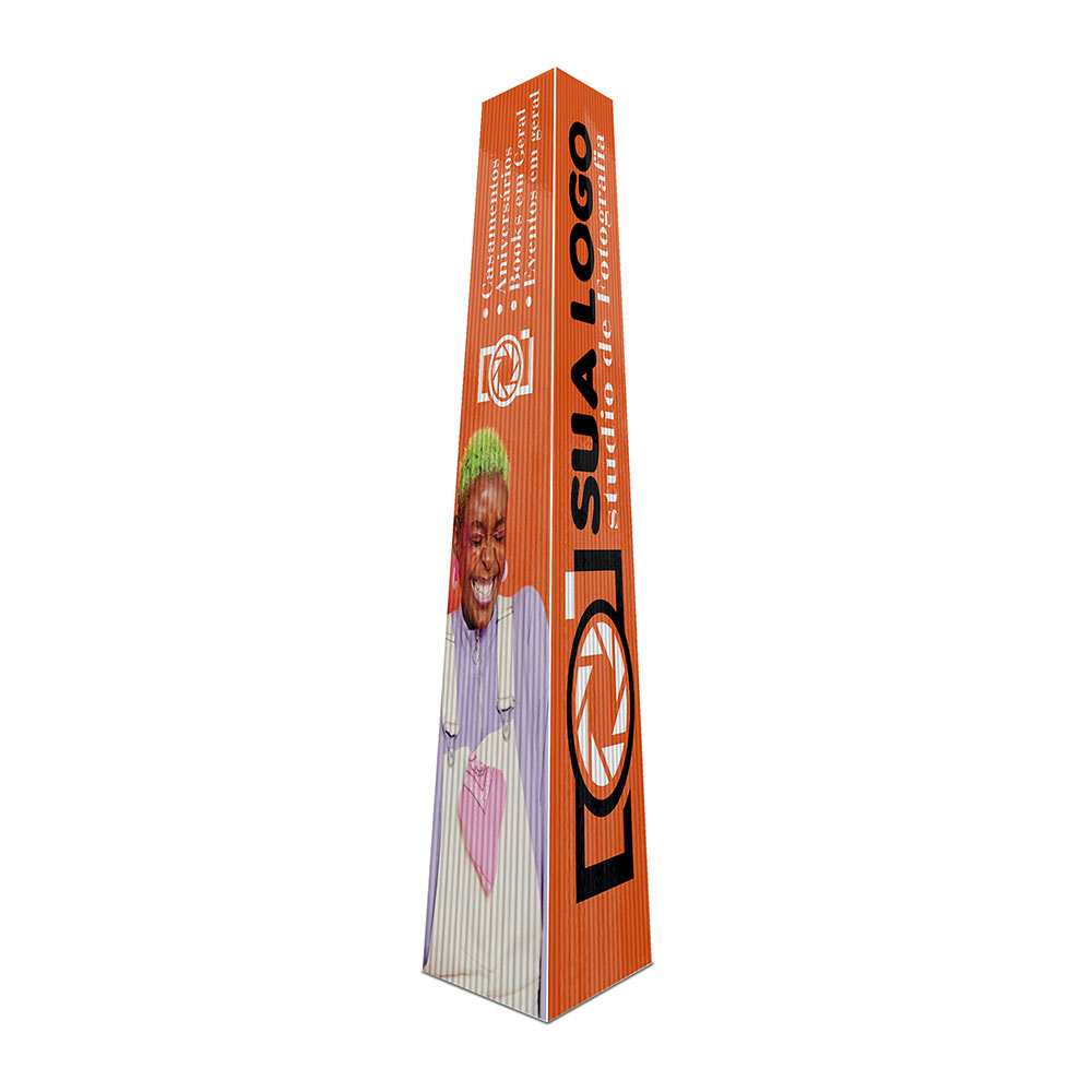 Totem Promocional Elíptico em Polionda