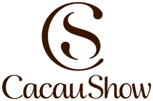 Materiais gráficos para chocolates, presentes, datas comemorativas e campanhas sazonais Cliente do setor de chocolates e presentes atendido com embalagens, tags, adesivos, displays, brindes e comunicação visual sazonal